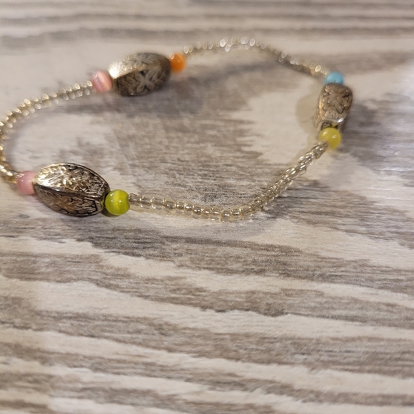 Bracelets - Picture 12 of 16